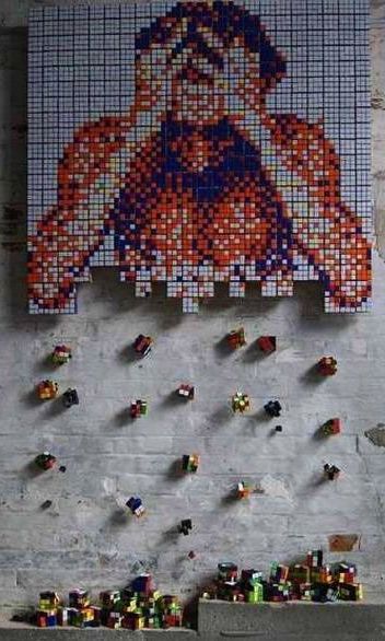Mosaico con cubos de Rubik
