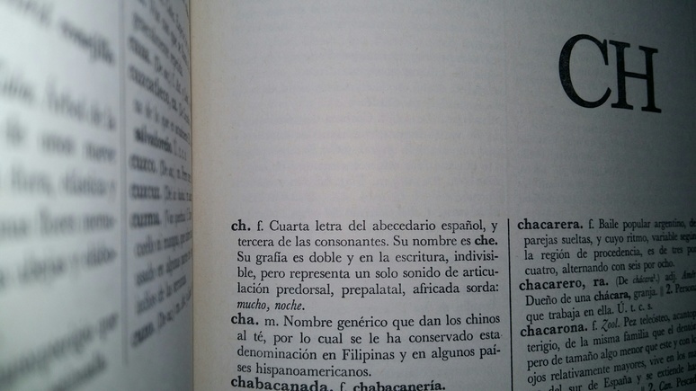 Foto de la entrada de la CH en la 20ª edición del Diccionario de la lengua española (1984)