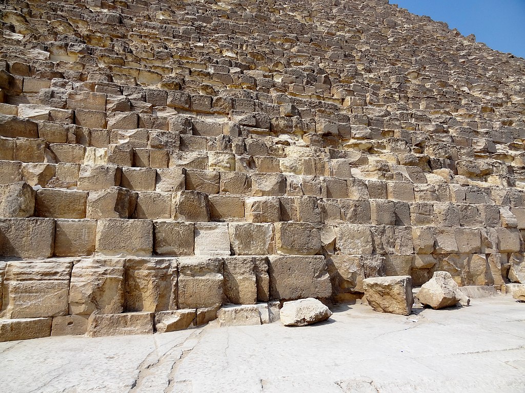 Detalle de la gran pirámide de Egipto donde se ven los 'escalones' de las piedras
